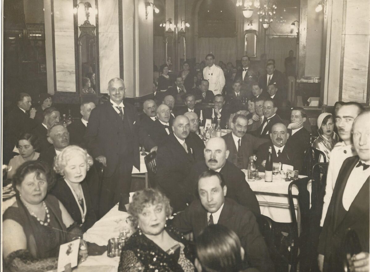 Budapest, 1932 - Ostende Kávéház és vendégei