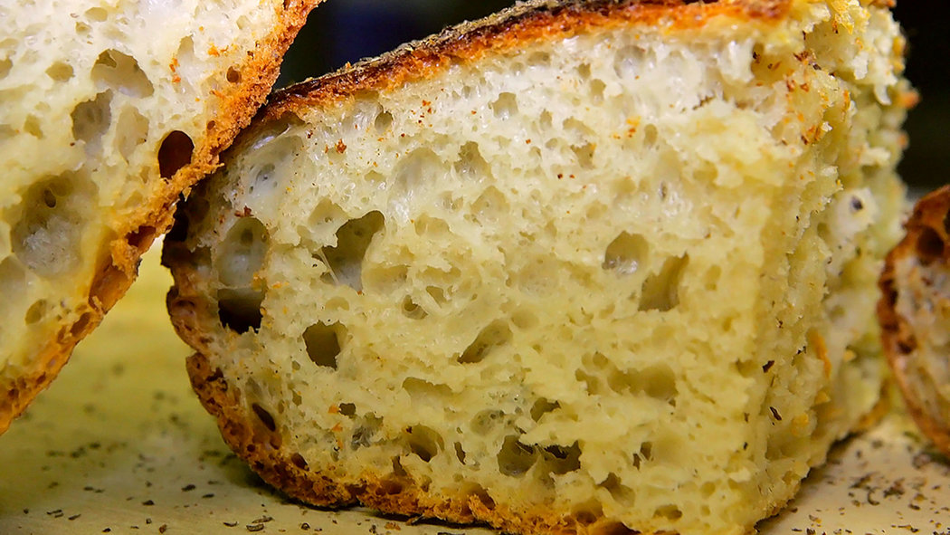 Dagasztás nélküli kenyér (NYT)